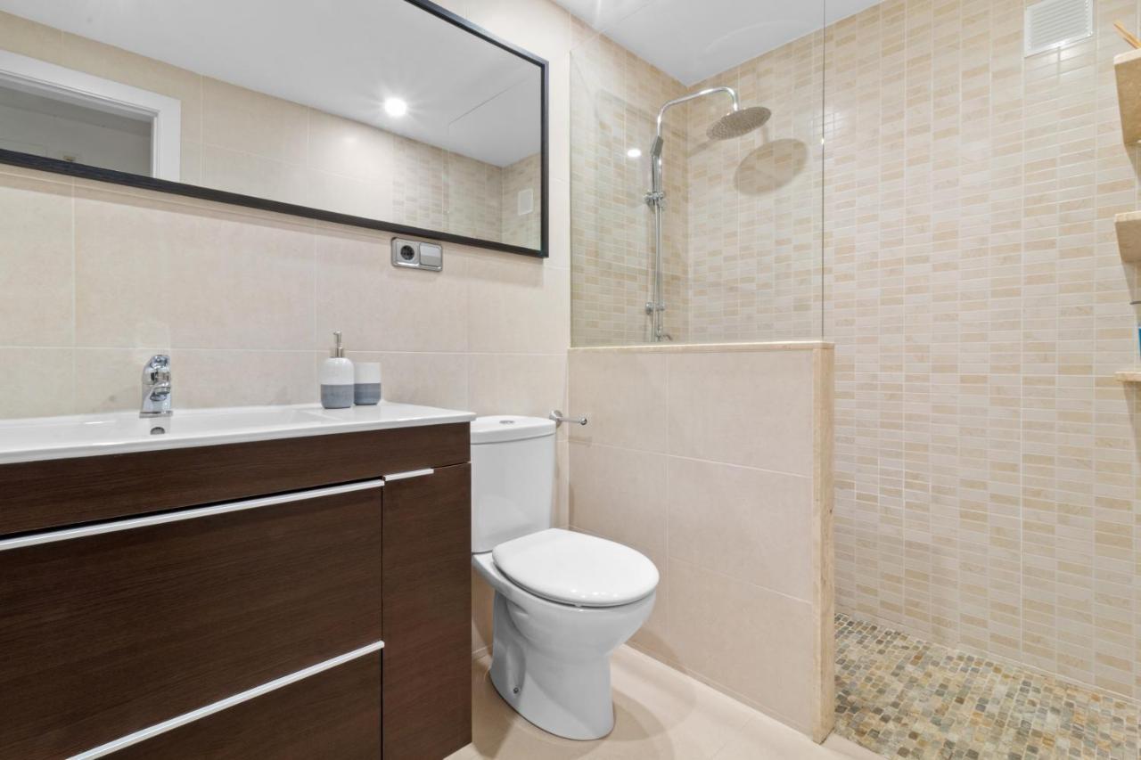 Apartment Big Privat Terrace Calafell Beach Free Parking Kültér fotó