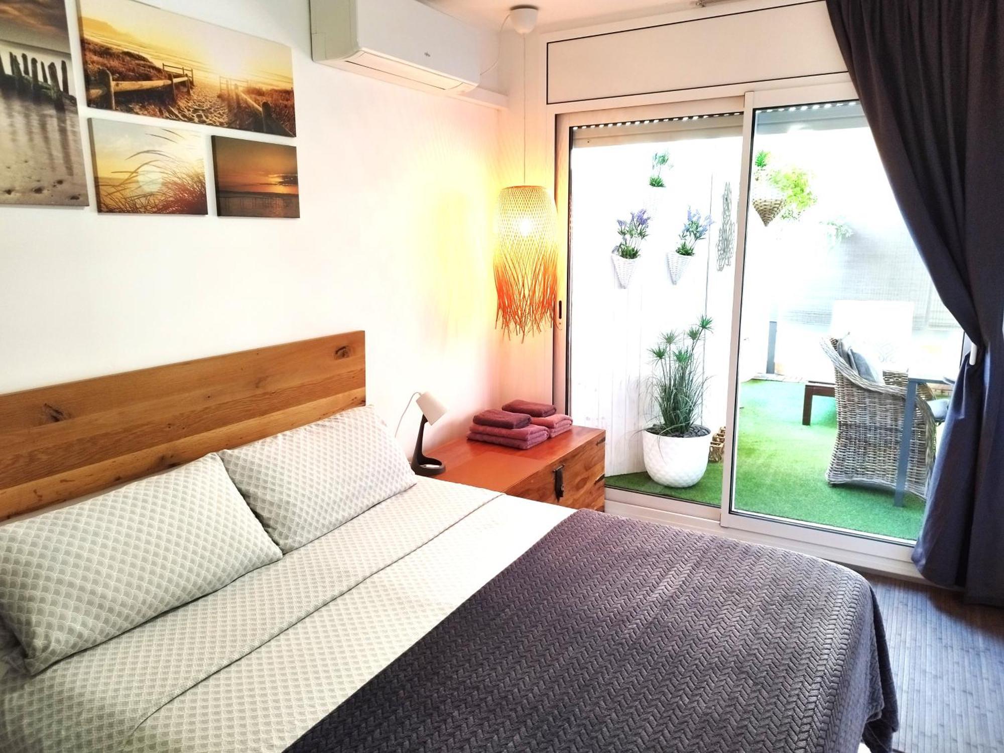 Apartment Big Privat Terrace Calafell Beach Free Parking Kültér fotó